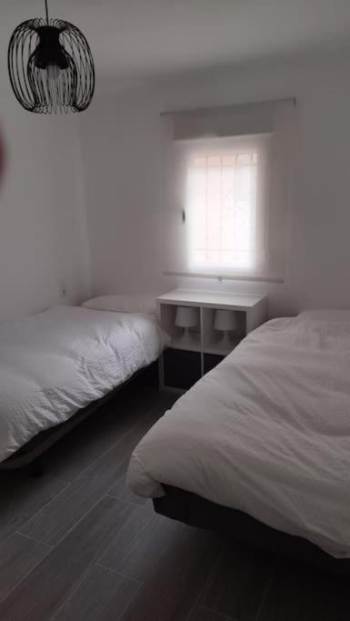 Apartamento Moderno A 1Km De Granada Bagian luar foto